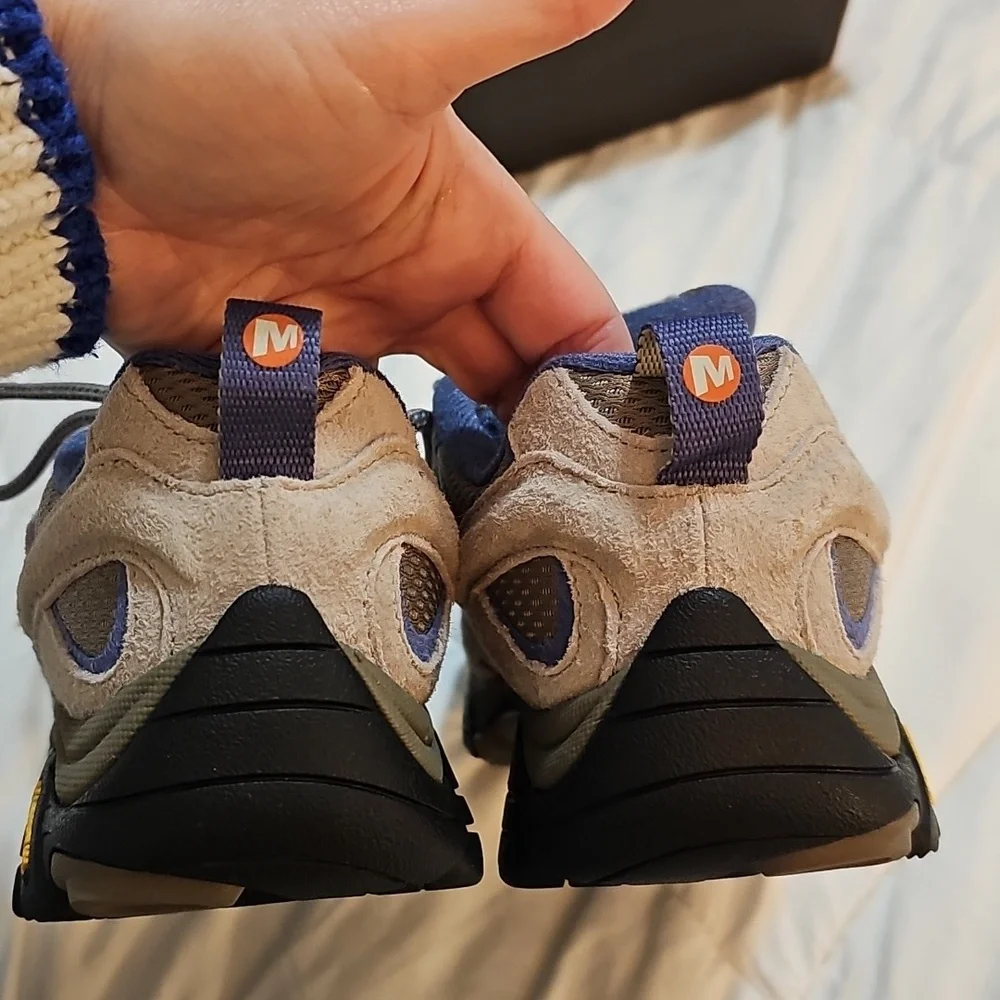 Merrell Gray and Blue Trail Shoes - Picture 7 of 10